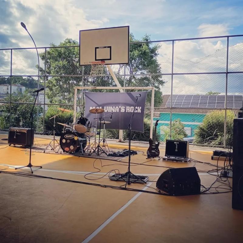 Feira Criativa com os expositores de Artesanatos e Brechó